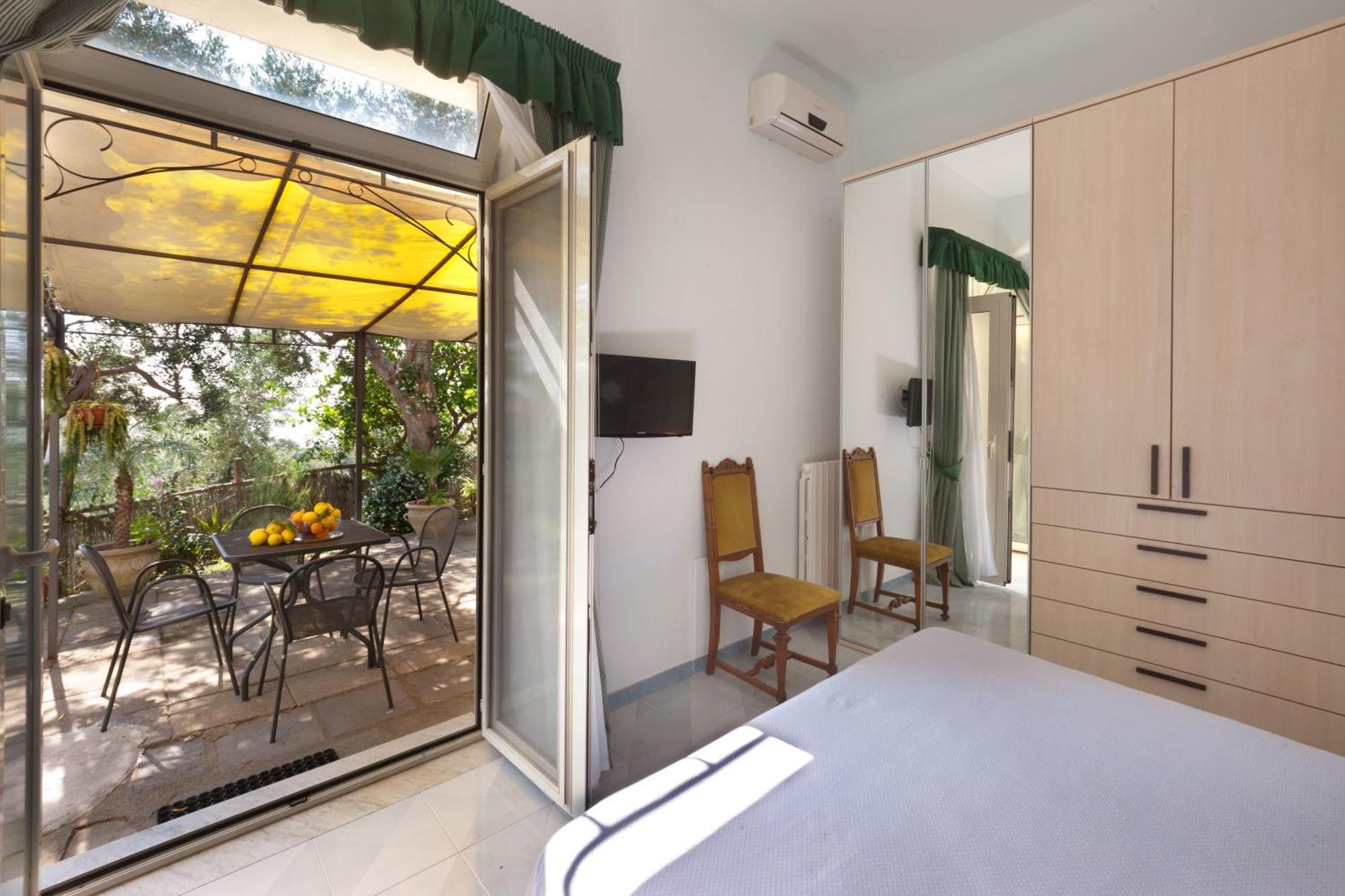 Villaggio Villa Lubrense Massa Lubrense Cameră foto