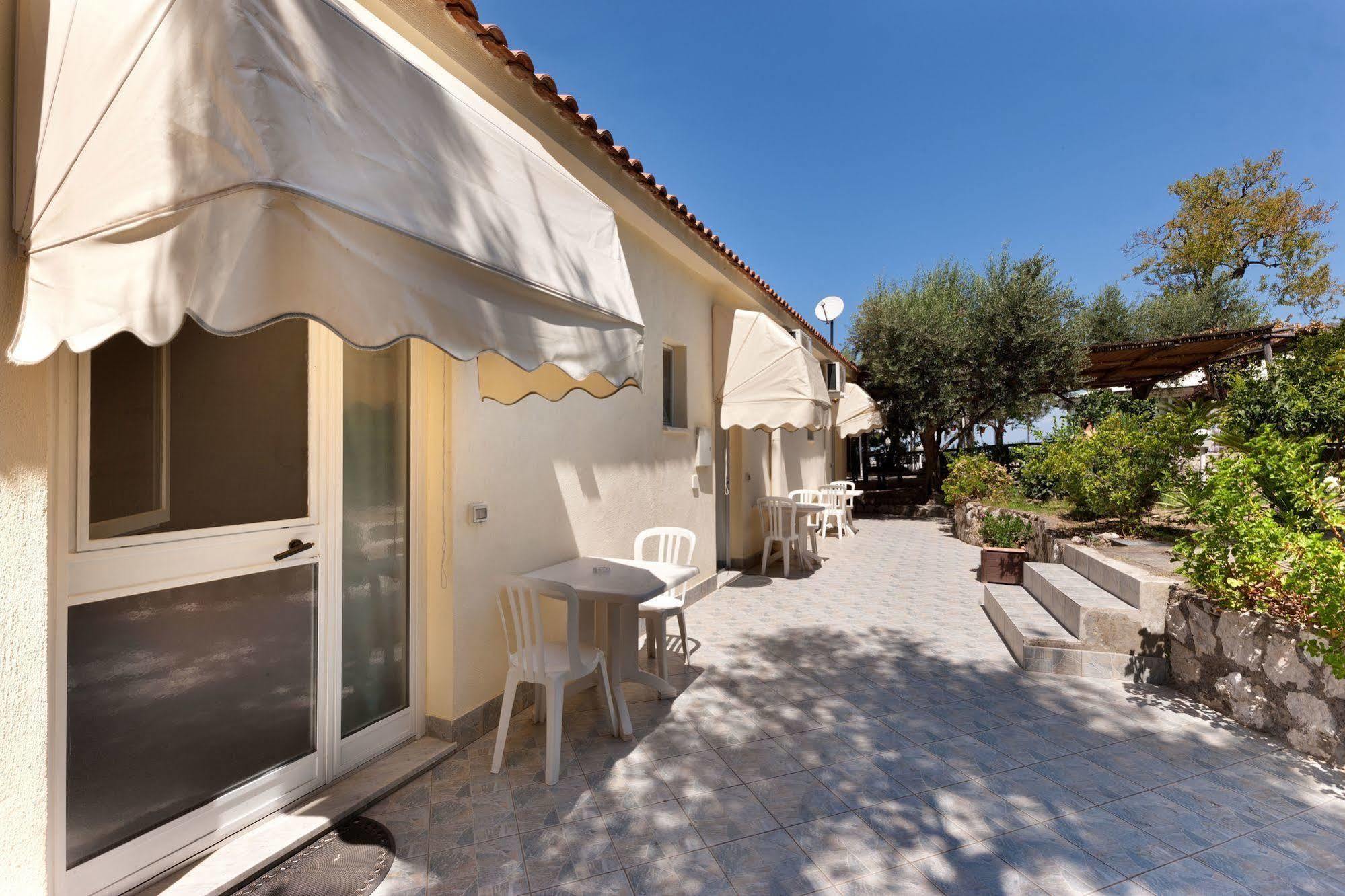 Villaggio Villa Lubrense Massa Lubrense Exterior foto